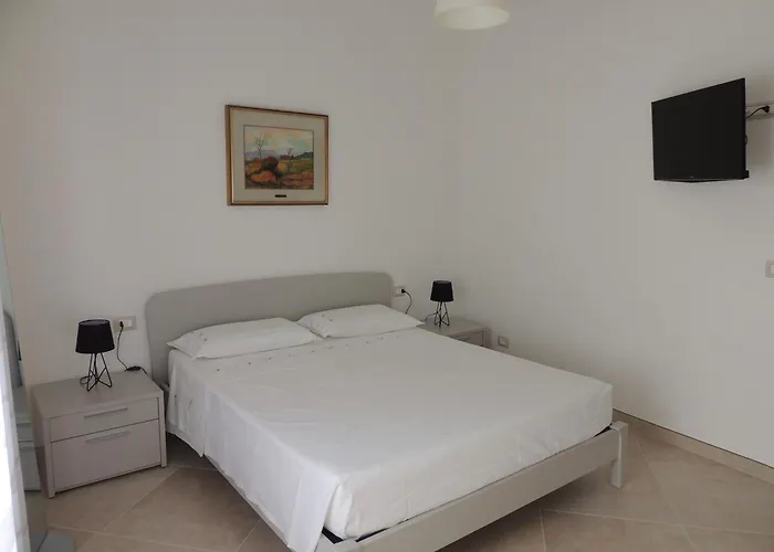 Casa Nel Borgo Di Nyaraló Tufillo